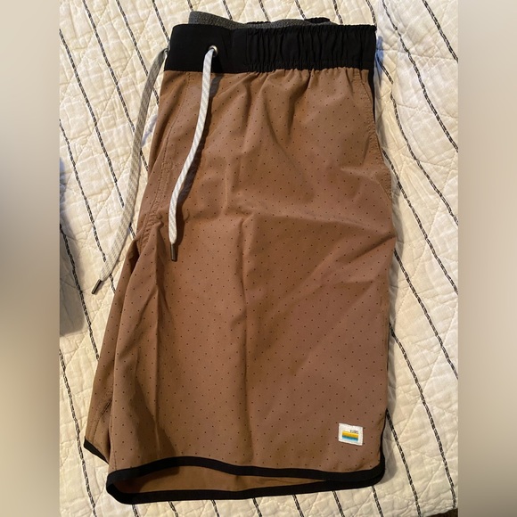 Mens Vuori Shorts - Picture 3 of 4